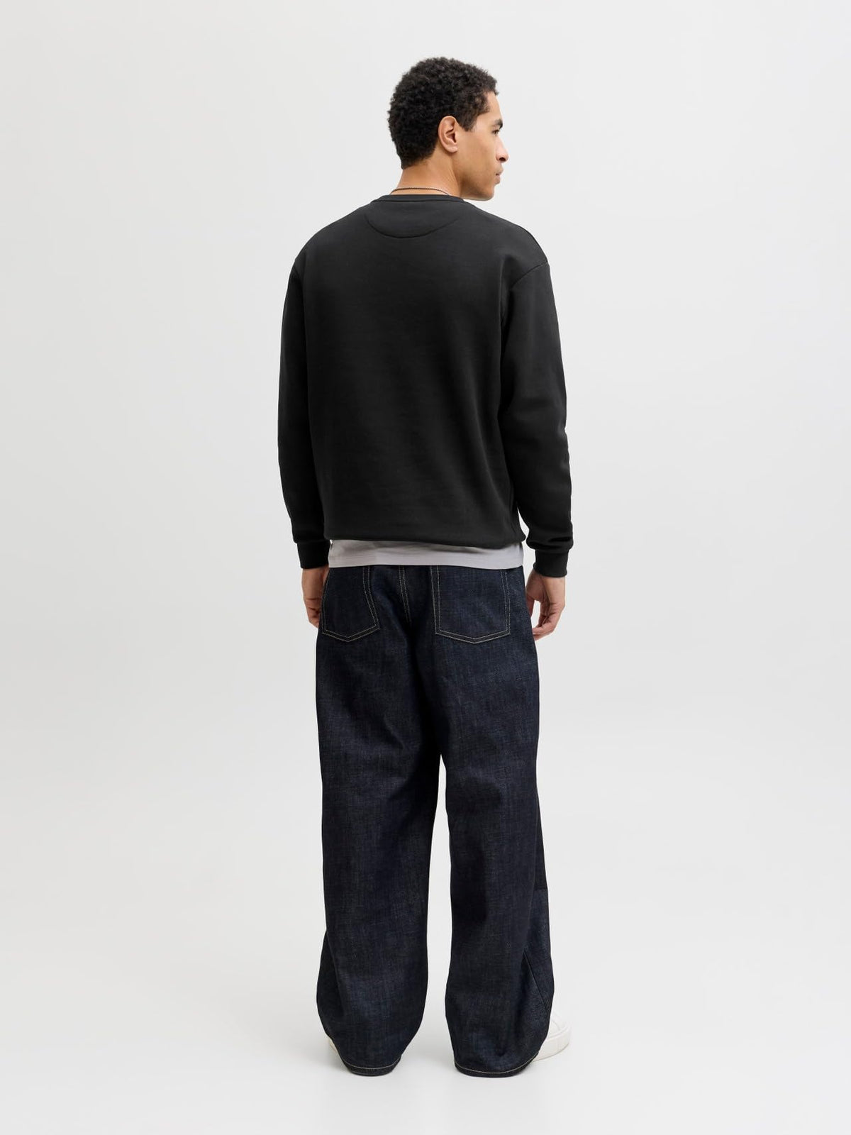 JACK & JONES Male Sweatshirt mit Rundhals Einfarbig Sweatshirt mit Rundhals
